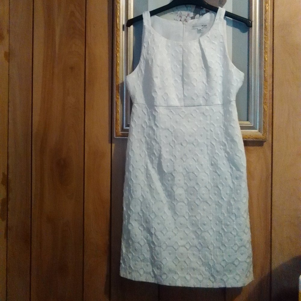 Madison Leigh Woman White sleeveless dress